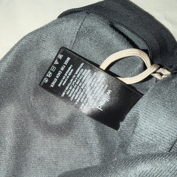 Aritzia Black Vegan Leather Skirt - Picture 5 of 8